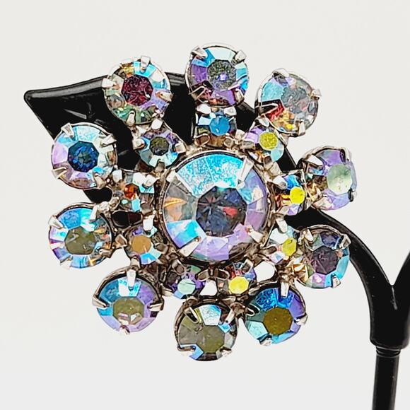 Vintage 1950s Aurora Borealis Rhinestone Flower Clip Earrings 1.25” - Picture 8 of 11
